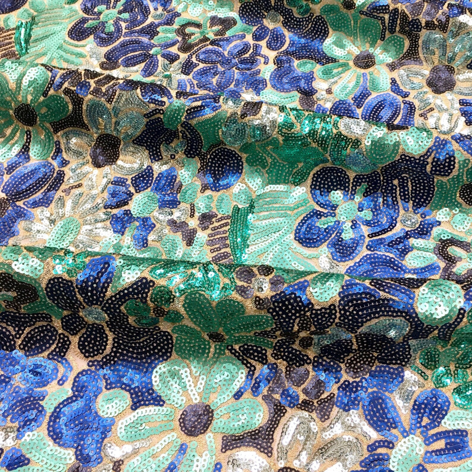 5 YARDS / 6 COLORS / Linoa Iridescent Glitter Sequin Embroidery
