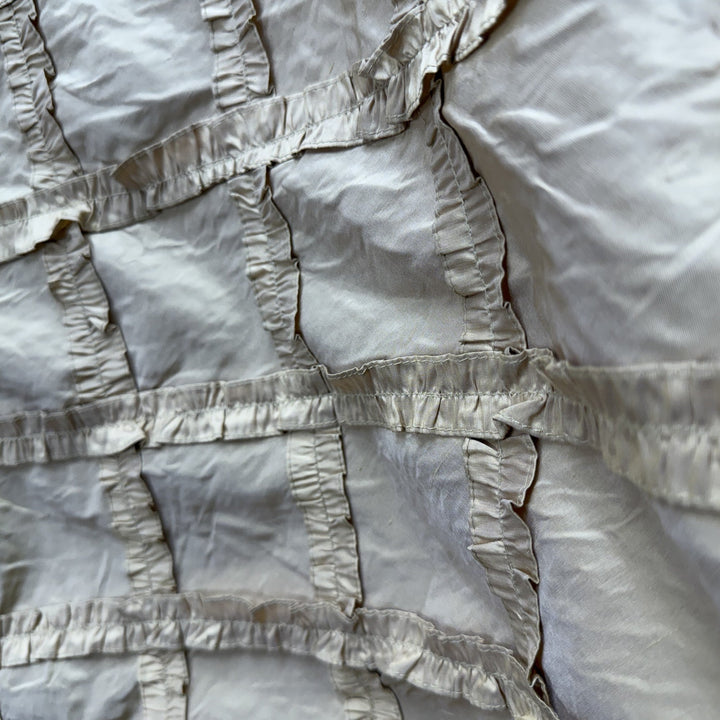 Halvora Diamond Geometric Silk Fabric in Gold