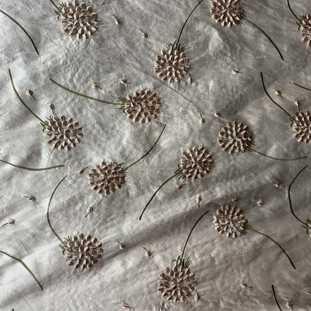 Quinessa Embroidered Floral Velvet Silk Fabric in Vanilla
