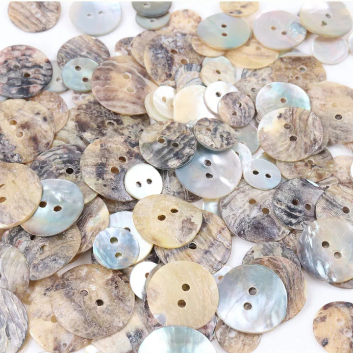 50 PC / Asher Wood Buttons