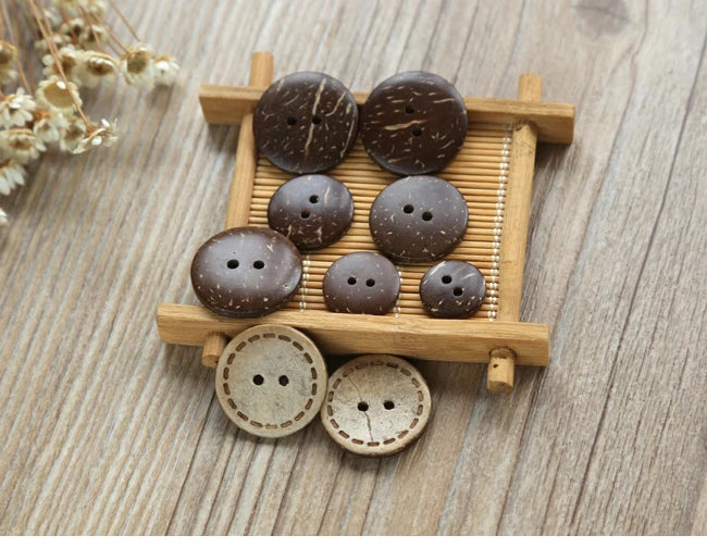 50 PC / Jillian Wood Buttons