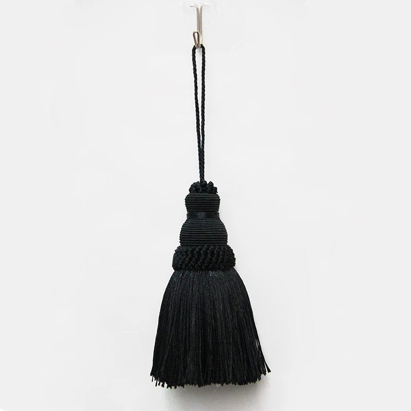 1 PC / Rosso Key Tassel