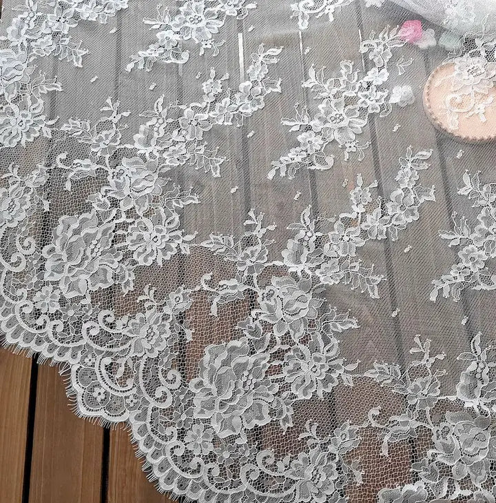 3 Yards / 2 Colors / Valenne Elegant Eyelash Lace