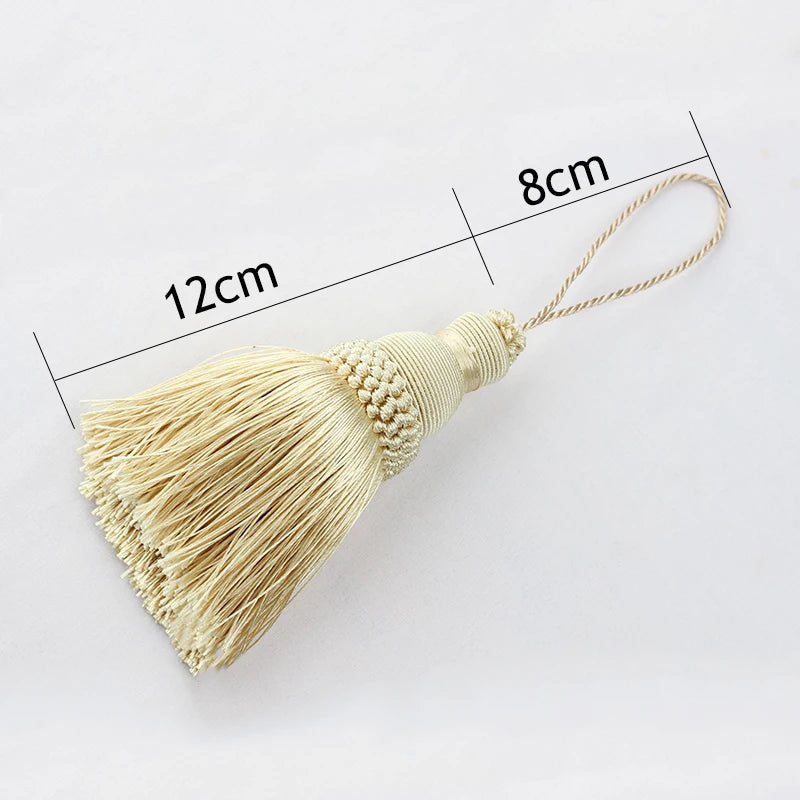 1 PC / Rosso Key Tassel