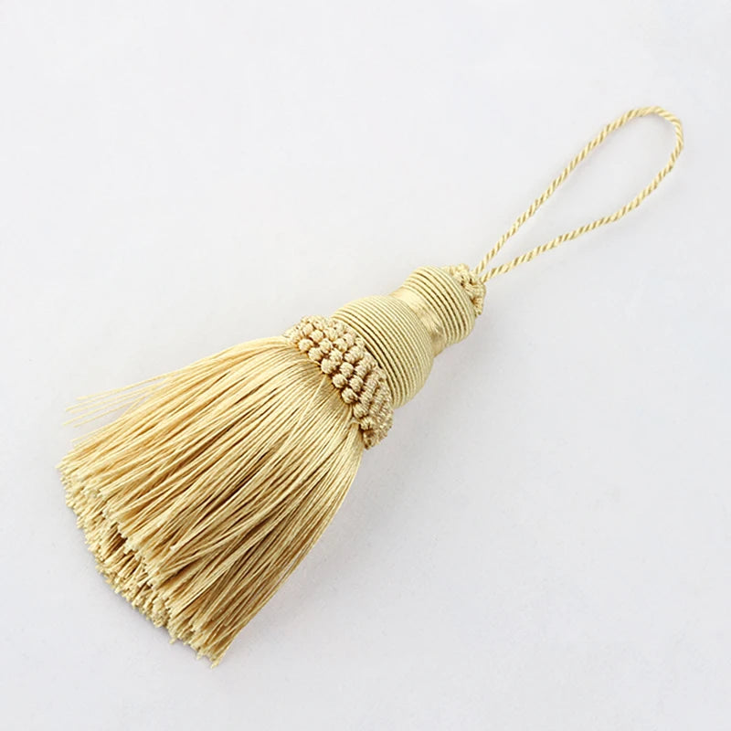 1 PC / Rosso Key Tassel