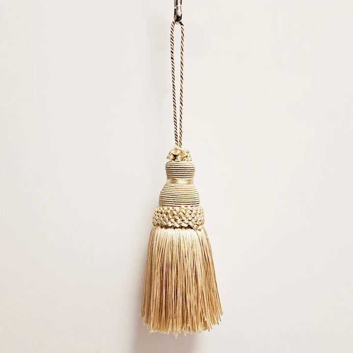 1 PC / Rosso Key Tassel