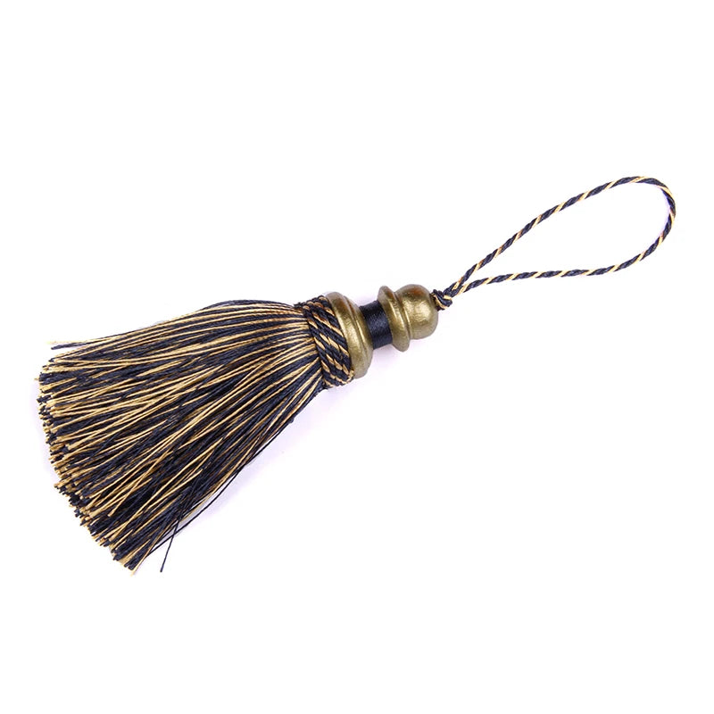 1 PC / Gold Trim Key Tassel