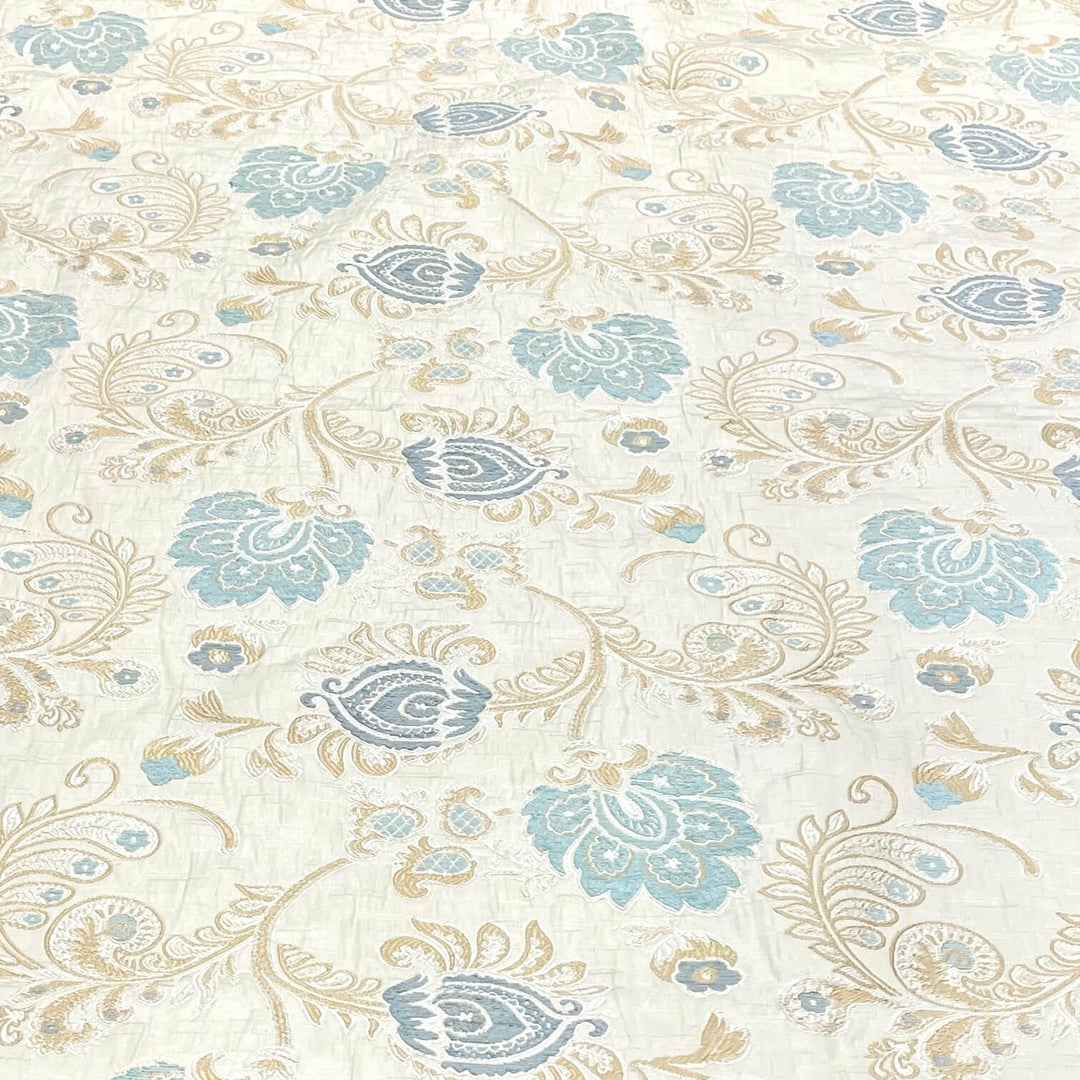 Tissu Floral Paisley Chenille Jacquard Bleu Clair Crème