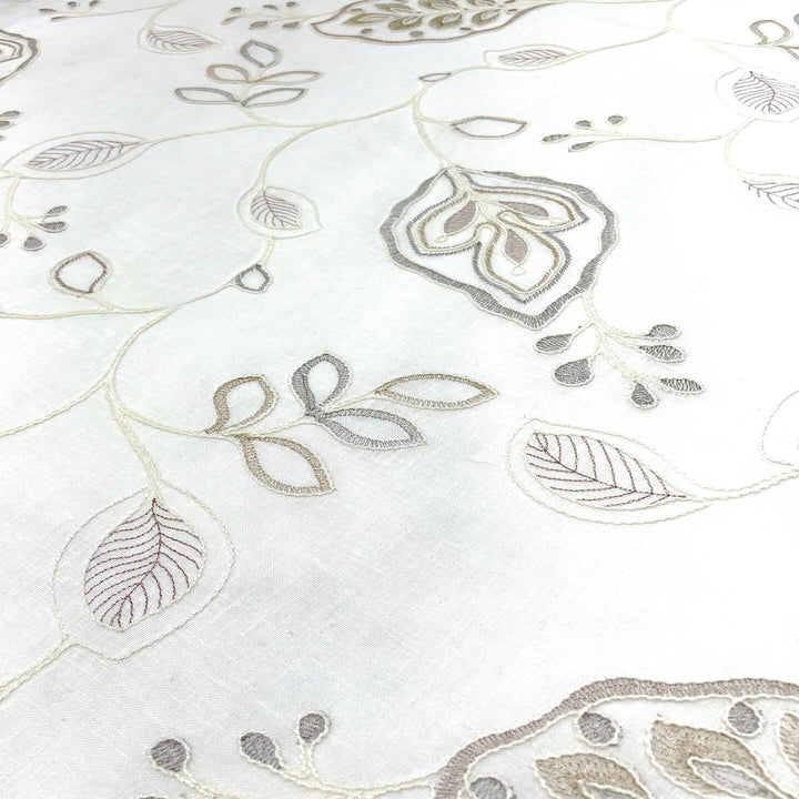 Tessuto di lino in policotone trasparente con ricamo floreale grande avorio