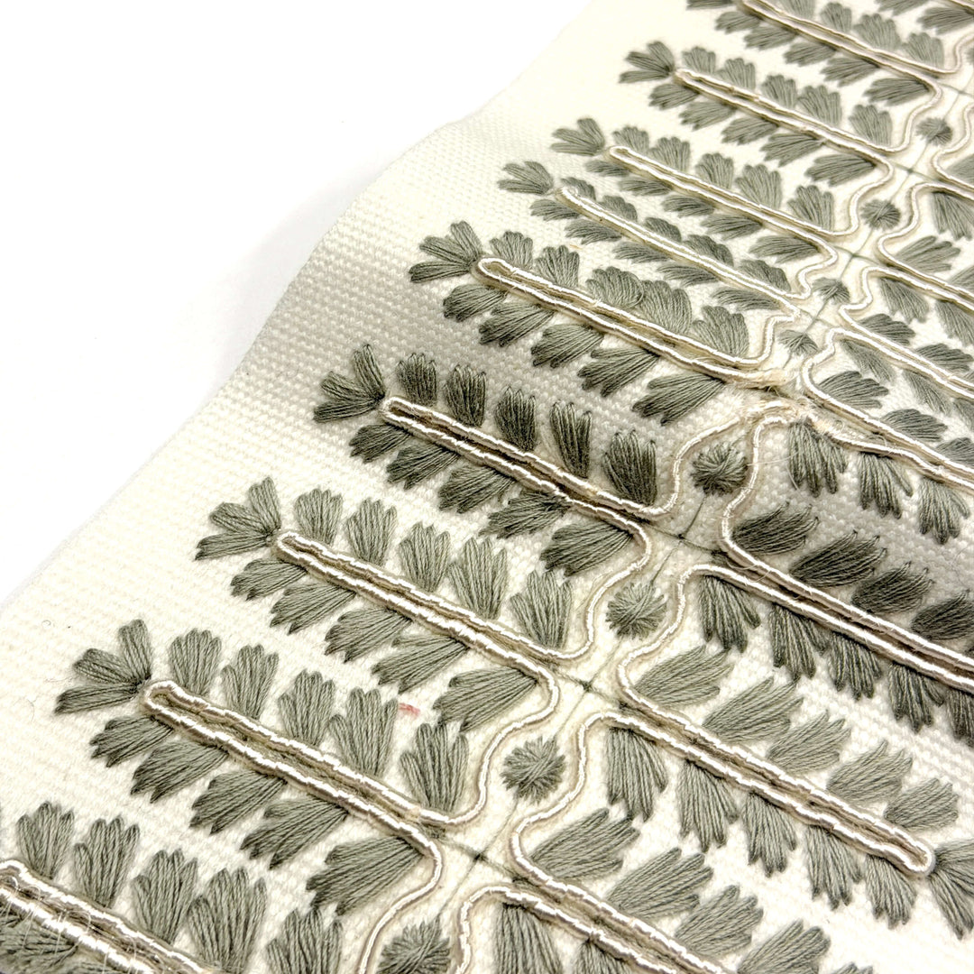 3 YARDS / 5 COLORS / Provenelle 4 inch Wide Decorative Embroidery Ribbon Tape Trim