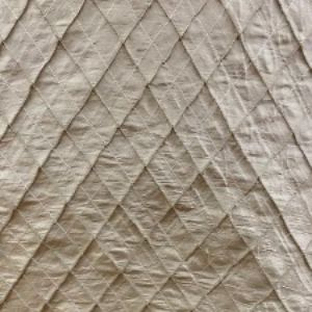 Morvessa Solid Diamond Geometric Silk Fabric in Leaf