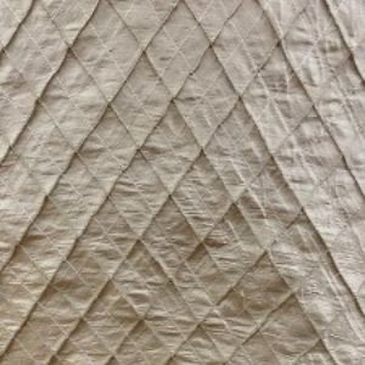 Morvessa Solid Diamond Geometric Silk Fabric in Leaf