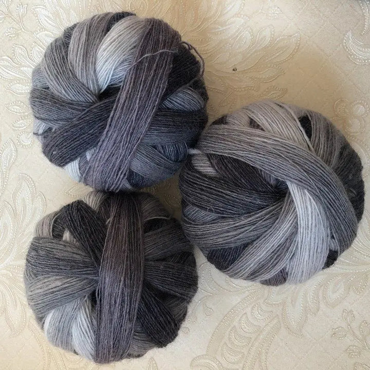 100g 600 Meter Long Dyed Gradient Magic Ball