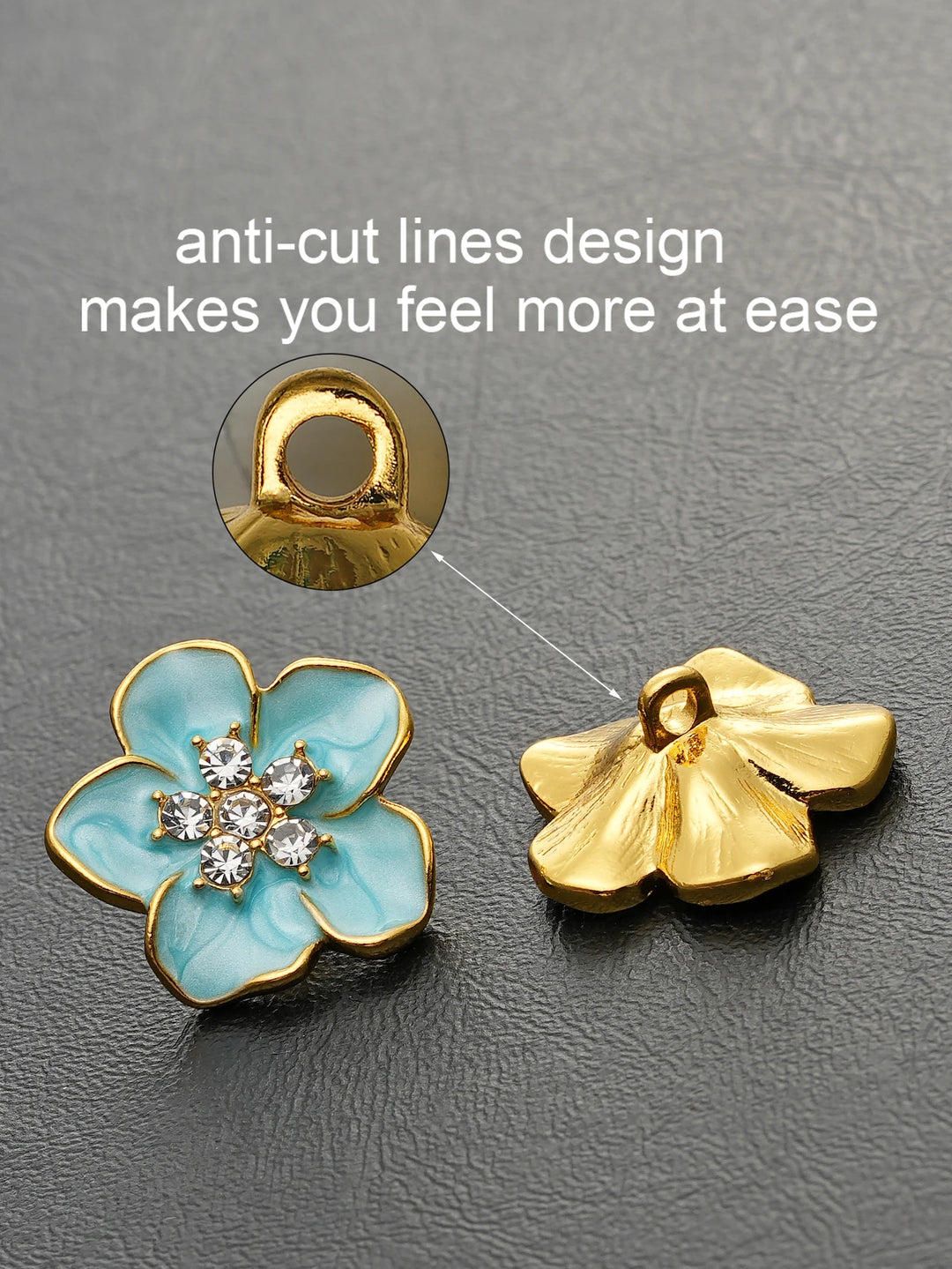 4 PC / Domai Resin Buttons