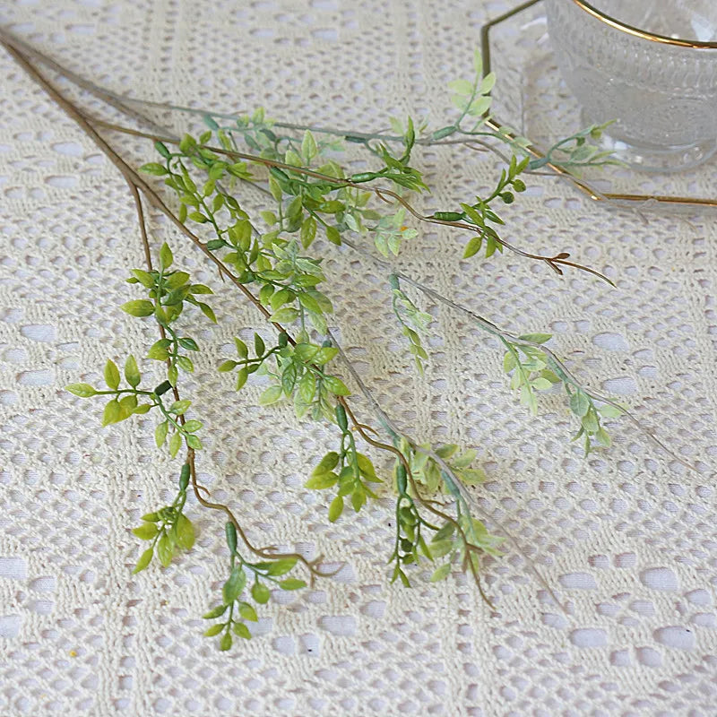 Dulce 25 Inch Artificial Bud Leaf Flower