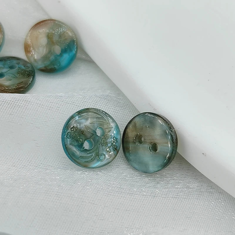 Vintage Flower Small Resin Sewing Button - 20 PC