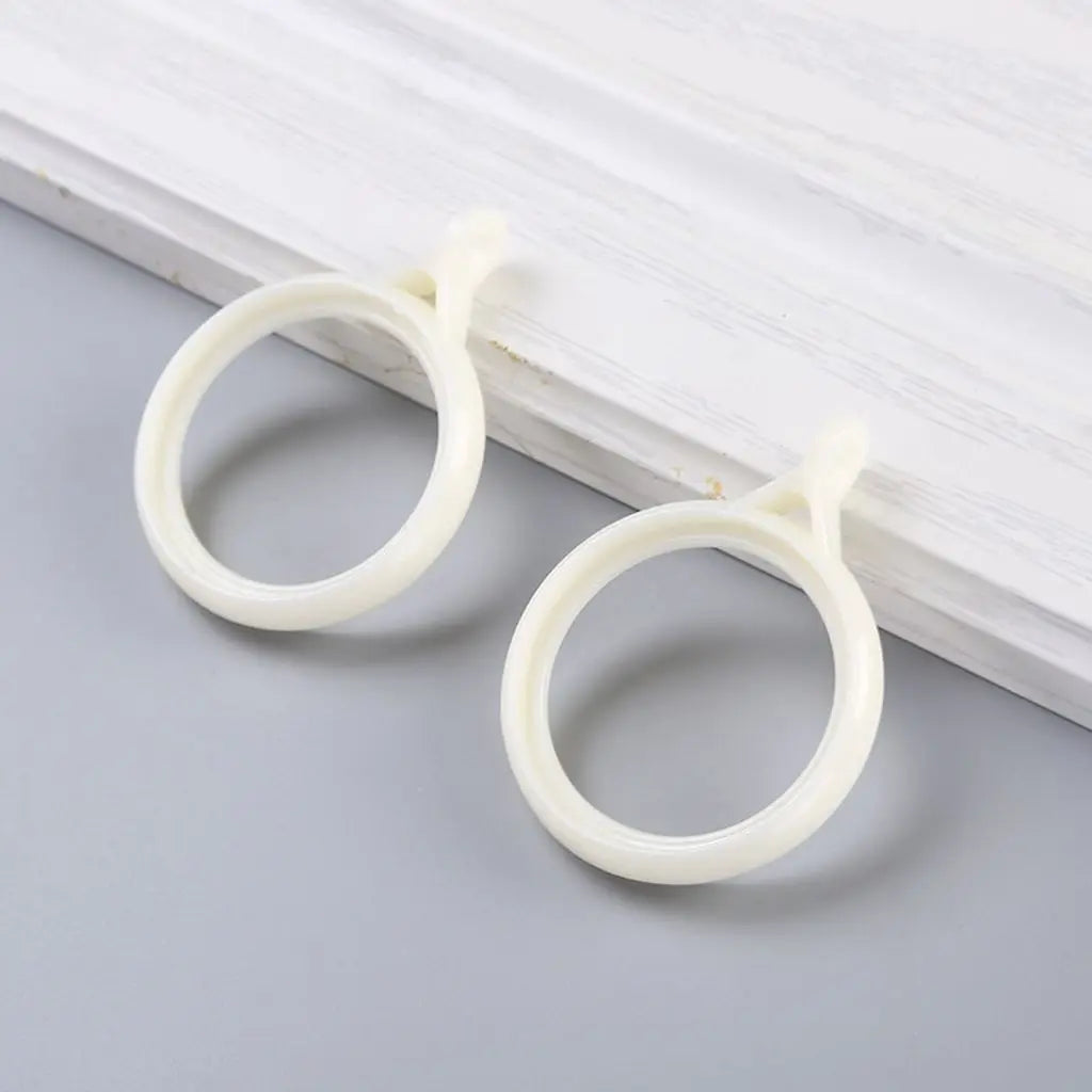 20 PC / Large PVC Drapery Curtain Rings