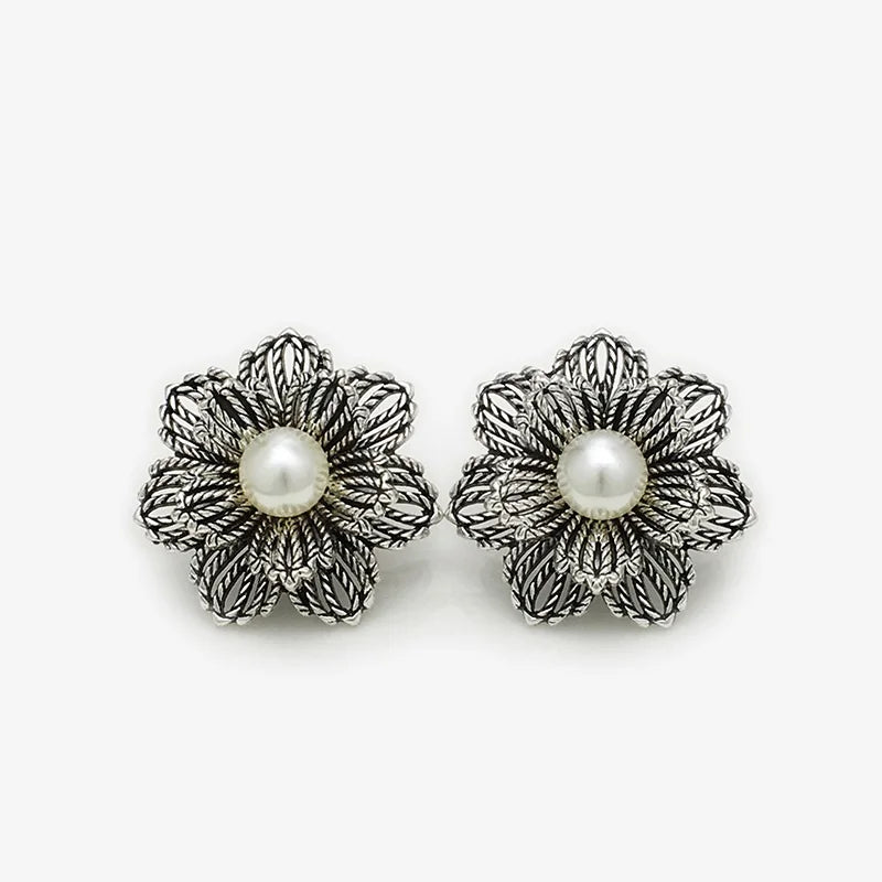 6 PC / Xialo Metal Buttons