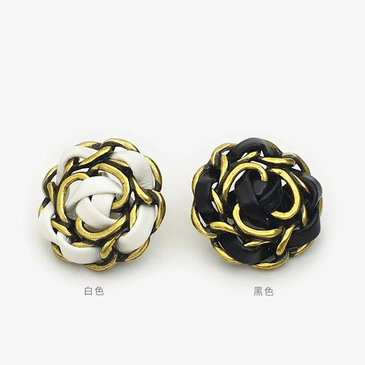 6 PC / Caois Metal Buttons