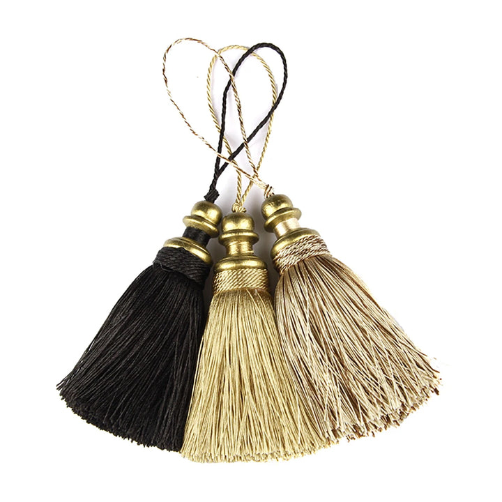 1 PC / Gold Trim Key Tassel