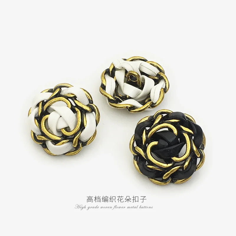 6 PC / Caois Metal Buttons