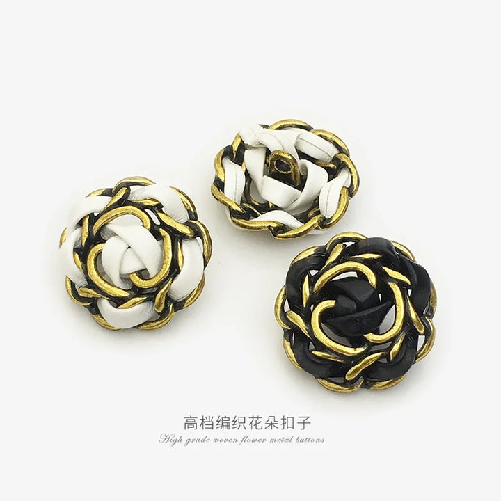 6 PC / Caois Metal Buttons