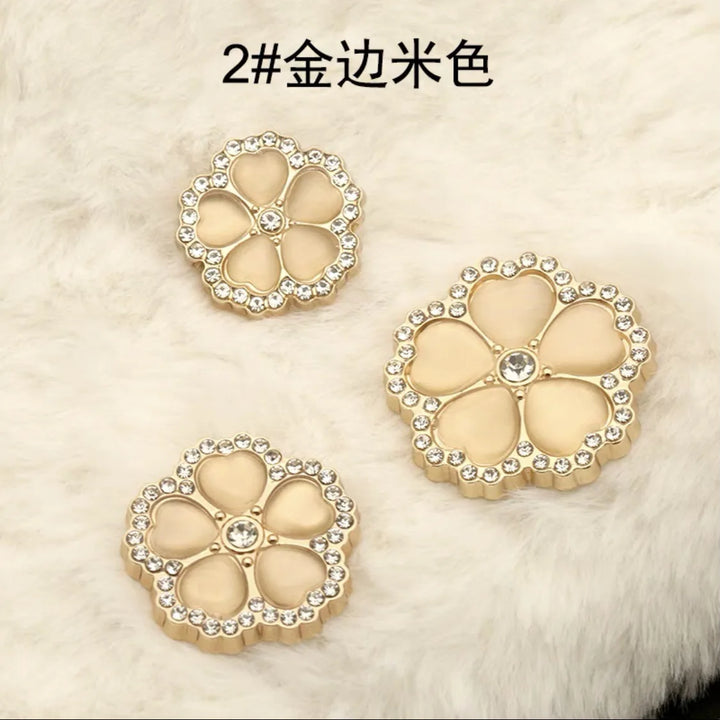 3 PC / Lucky Clover Resin Buttons