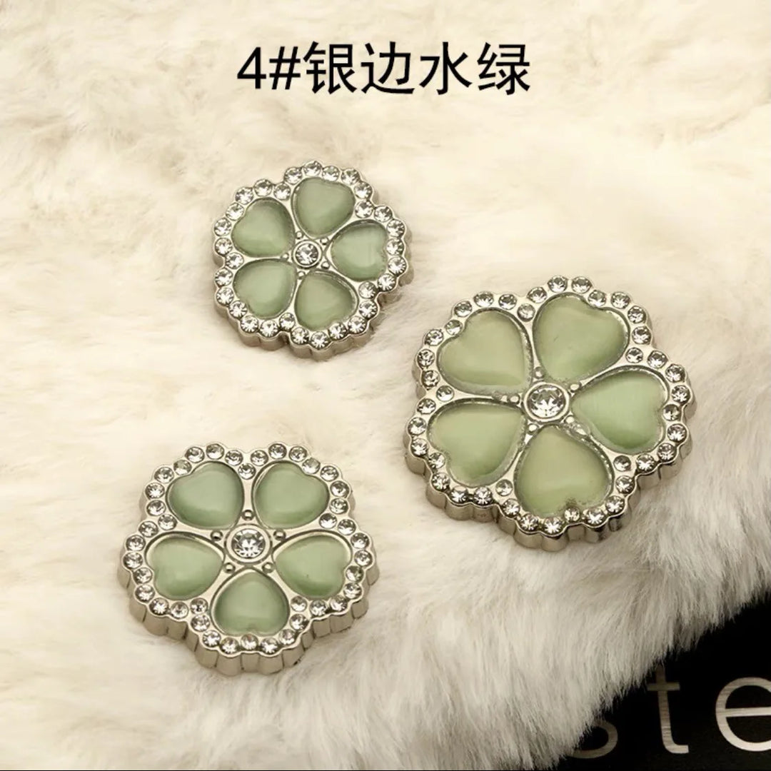 3 PC / Lucky Clover Resin Buttons