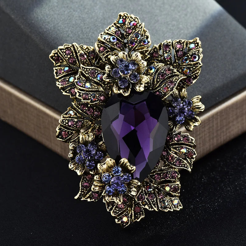 Brooch Pin – Classic Modern Fabrics
