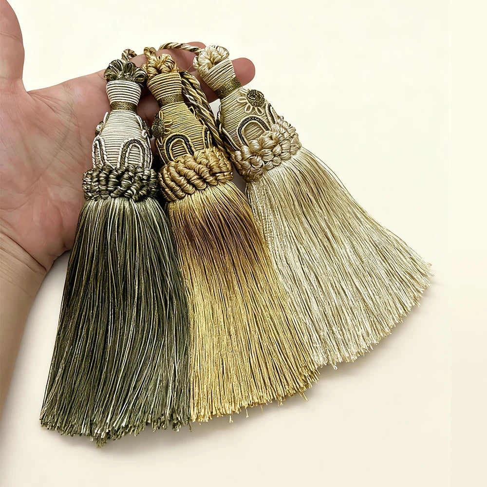 2 PC Rivelle Key Tassels