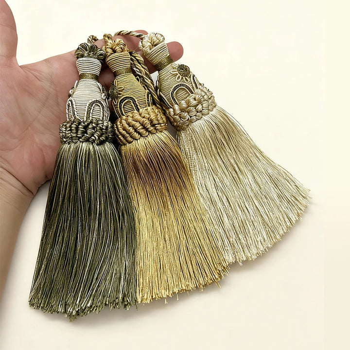 2 PC Rivelle Key Tassels
