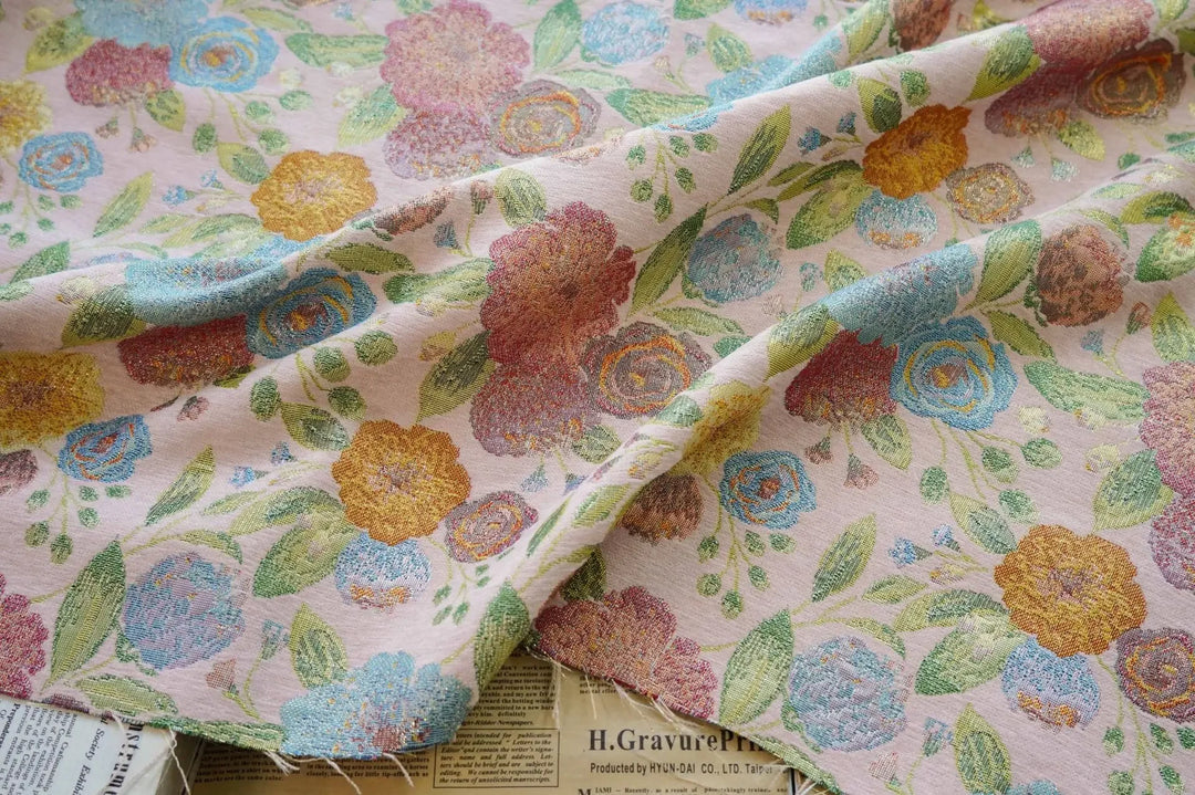 Cakanta Thick Gold Silk Large Flower Jacquard Fabric