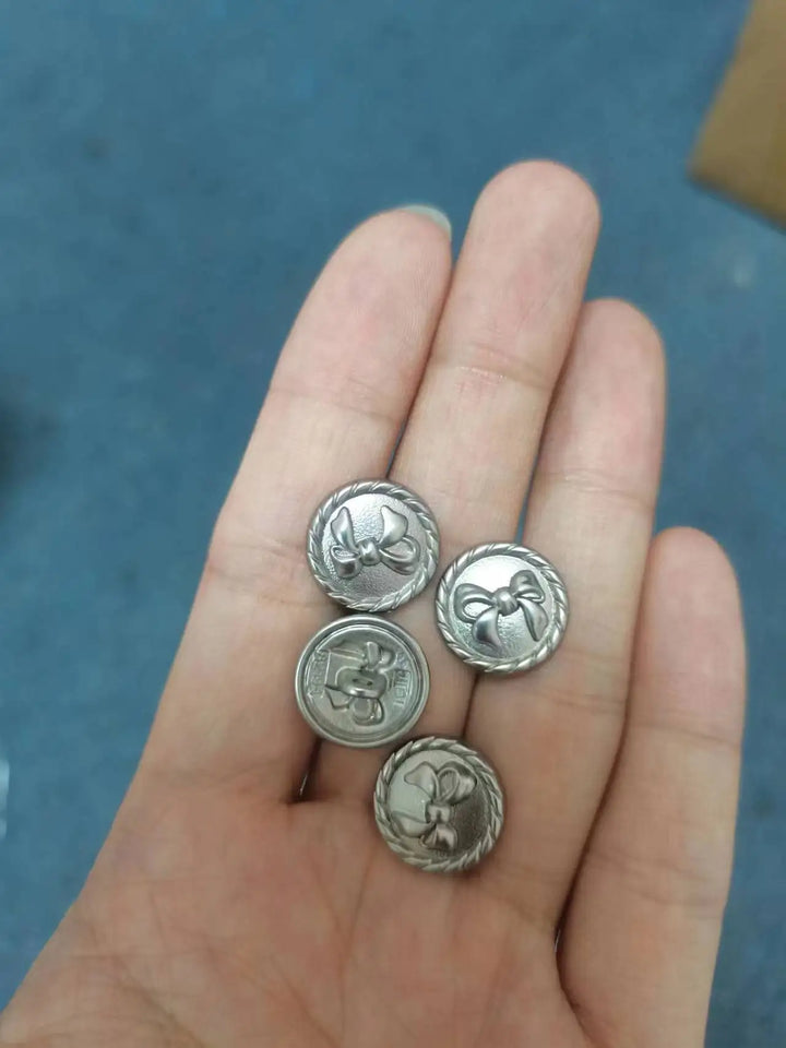 10 PC / Bryson Metal Buttons