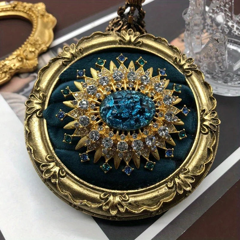 Kuzey Lace Brooch