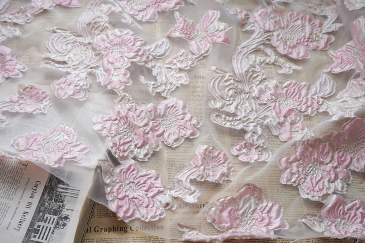 Loopi Retro Embossed Large Flower Yarn Dyed Jacquard Fabric