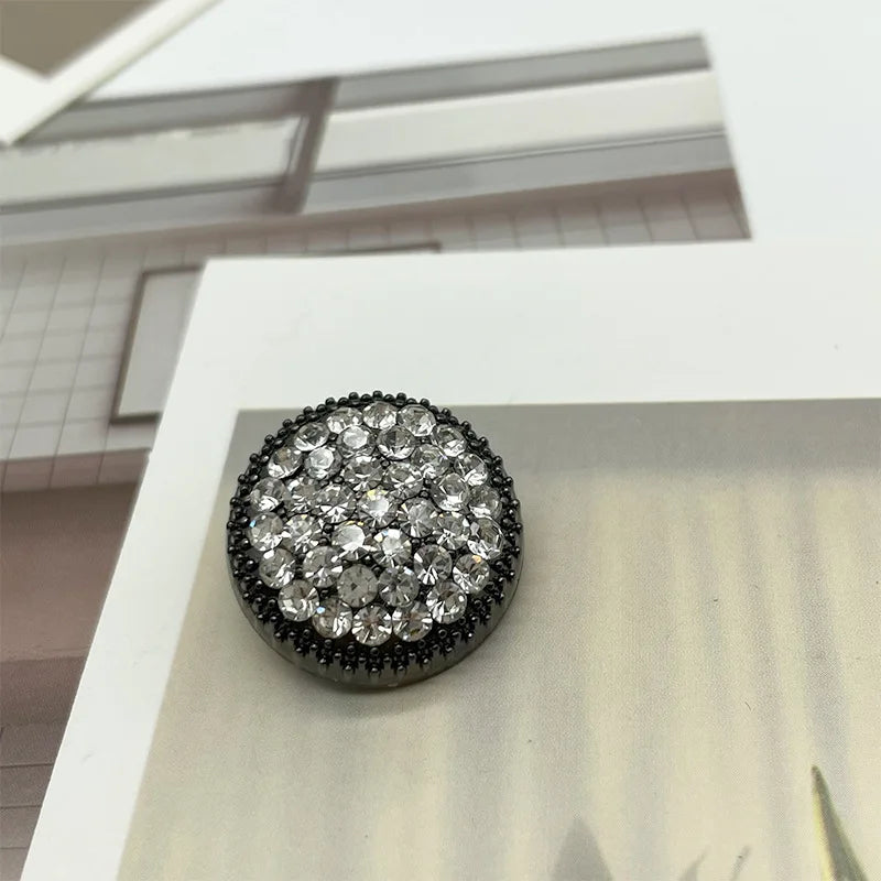 6 PC / Vaosk Rhinestone Buttons