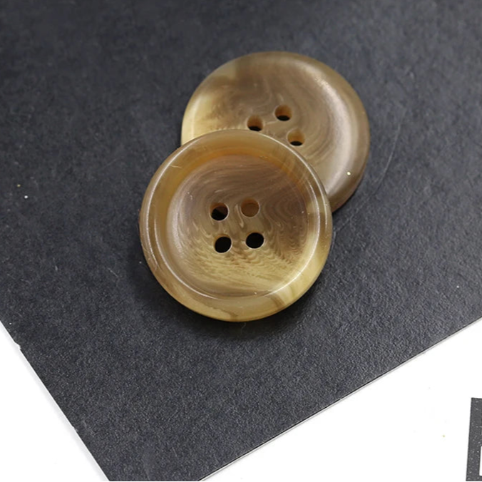 10 PC / Daniela Resin Buttons