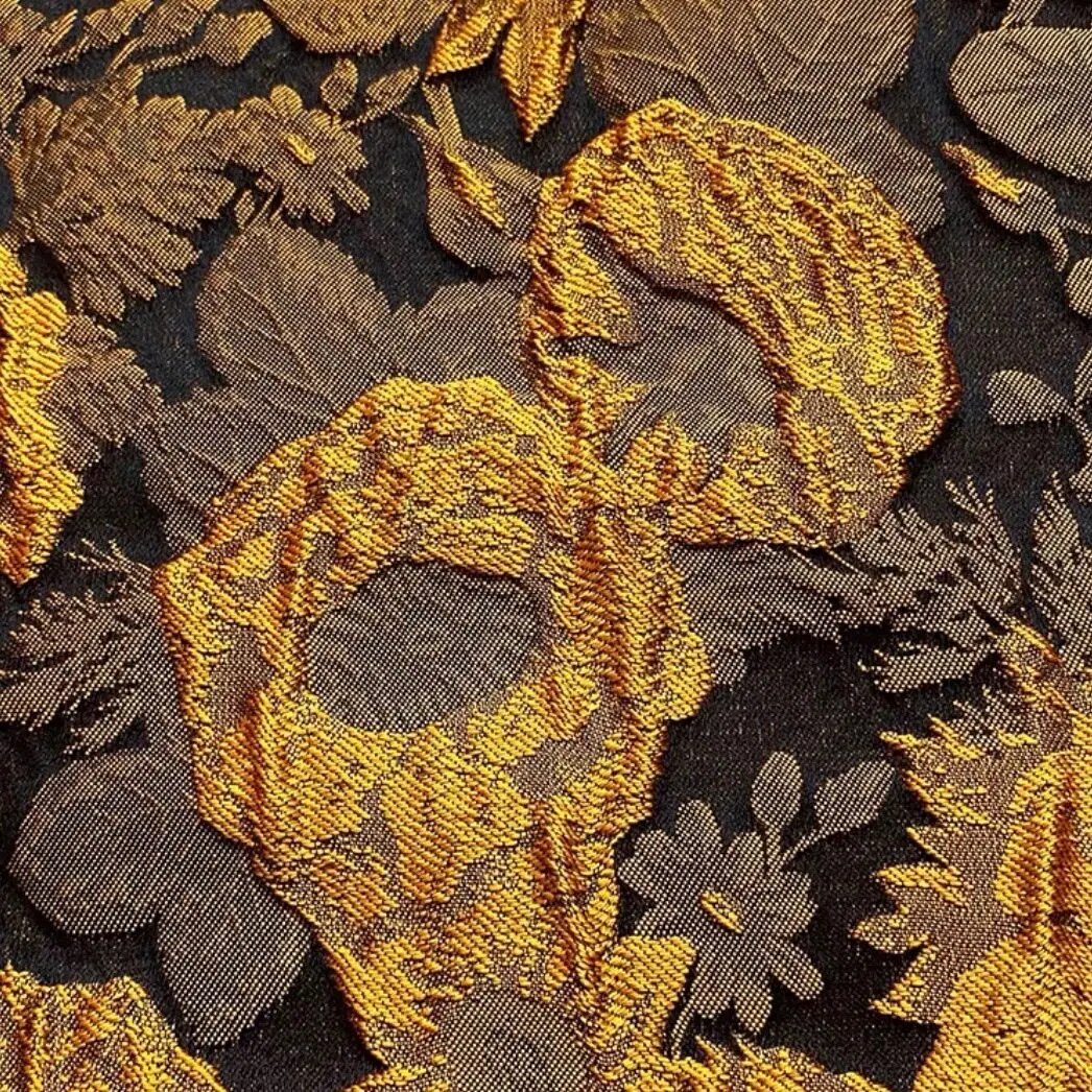 Tessuto in ciniglia jacquard stampato con fiori floreali gialli e neri Lomes