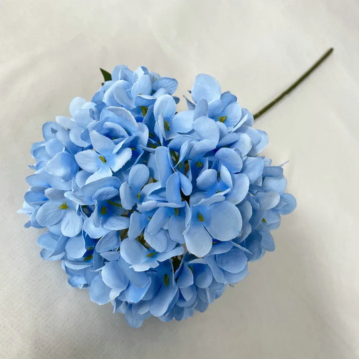22" Hydrangea Bouquet