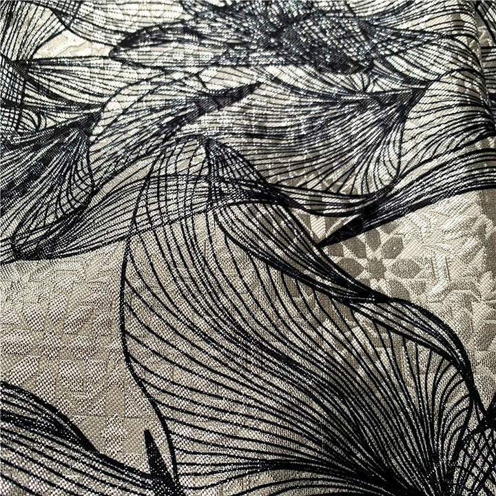 5 METRI / 4 COLORI / Tessuto jacquard in viscosa con linee floreali grafiche per abiti, giacche, completi, camicie, fodere di gonne