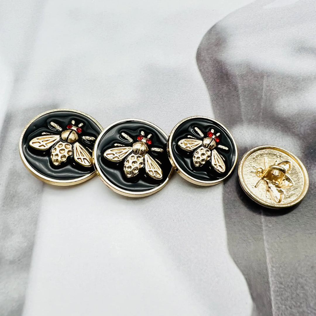 6 PC / Andres Metal Buttons