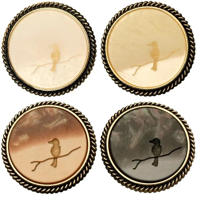 6 PC / Caliso Resin Buttons