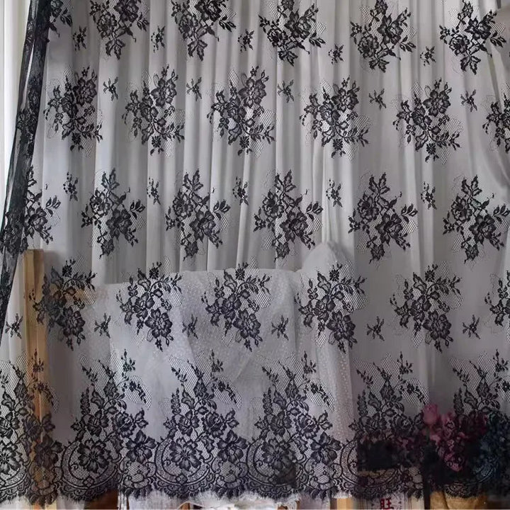 3 YARDS / Montelle Elegant Eyelash Lace