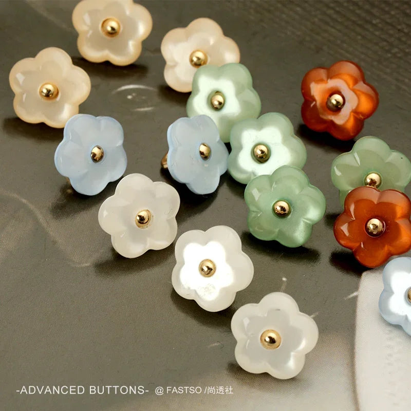 6 PC / Slio Resin Buttons