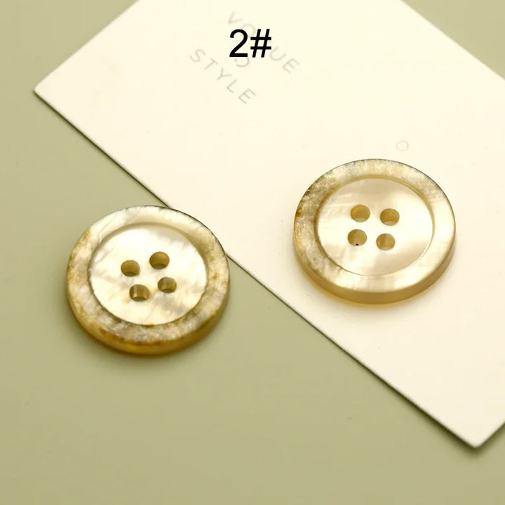 10 PC / Axioa Resin Buttons