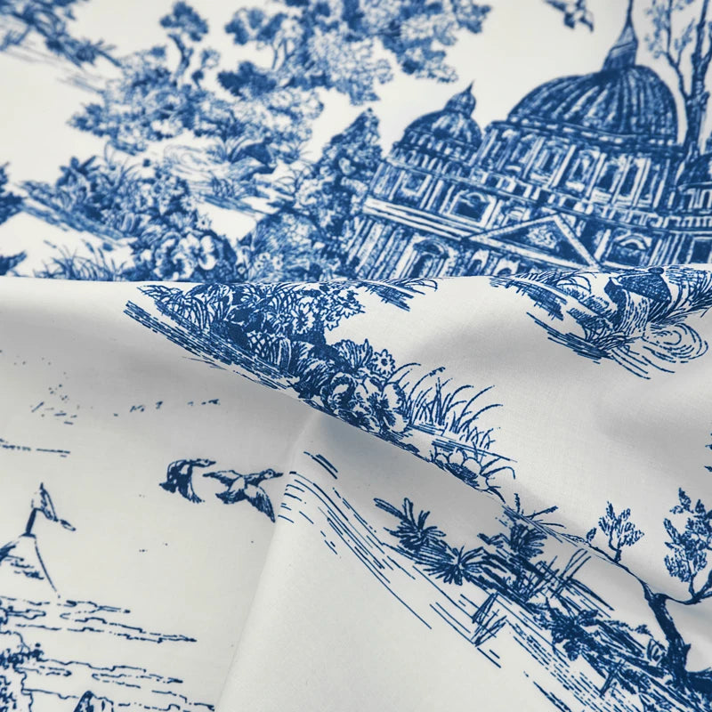 2 COLORI / Tessuto Julese leggero in toile con scenario di castello stampato in cotone 100%.