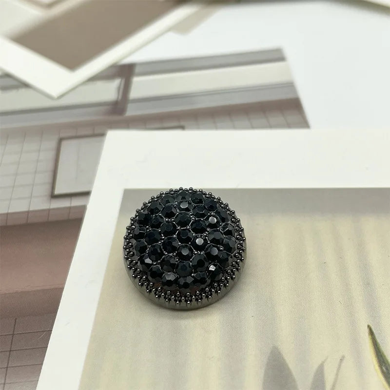 6 PC / Vaosk Rhinestone Buttons