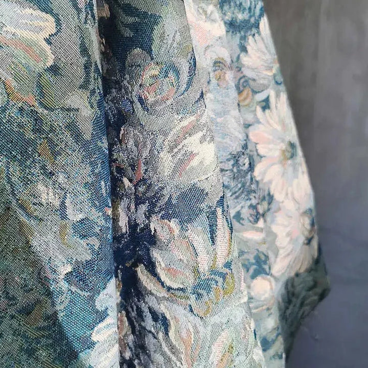 Tessuto in ciniglia jacquard stampato con fiori floreali grandi blu vintage Milsha