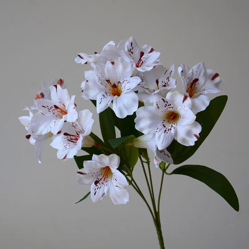 Jolie 36CM 15 Head Artificial Narcissus Lily Silk Flower