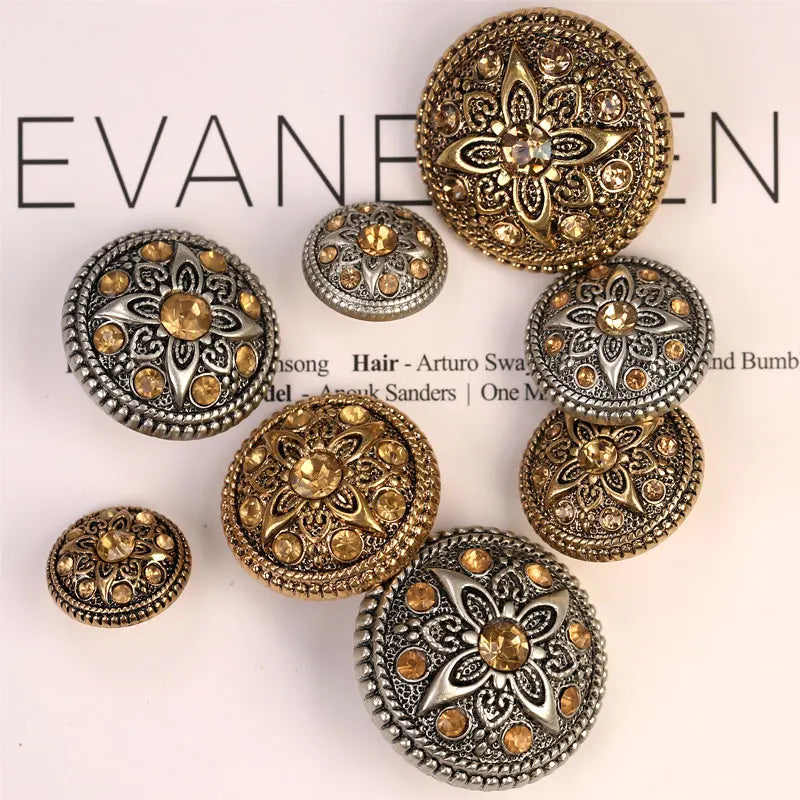 6 PC / Dominic Wood Buttons